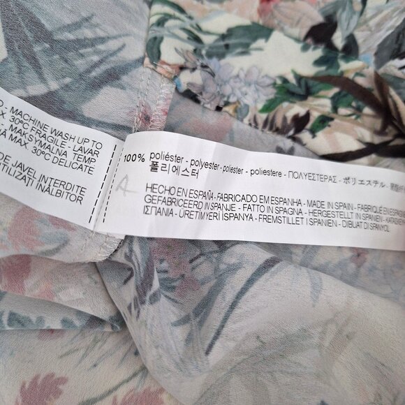 Zara Flowy Floral Top - Picture 9 of 9